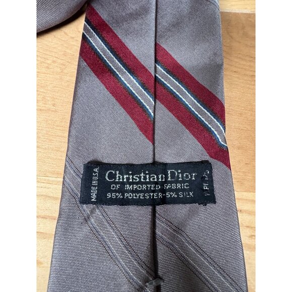 Vintage Christian Dior Men’s Tie Made in USA – Brown Red Stripe Polyester Silk - Picture 6 of 8
